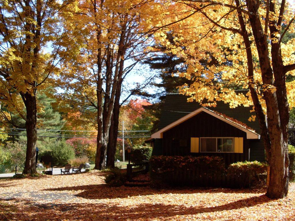 Amber Lantern Motel Lake George Exterior photo